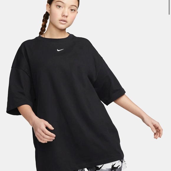 Nike Tops - NWT‼️Nike Sportswear EssentialWomen's Oversized T-Shirt